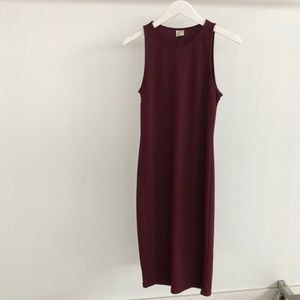 Burgundy cotton body con midi dress size M